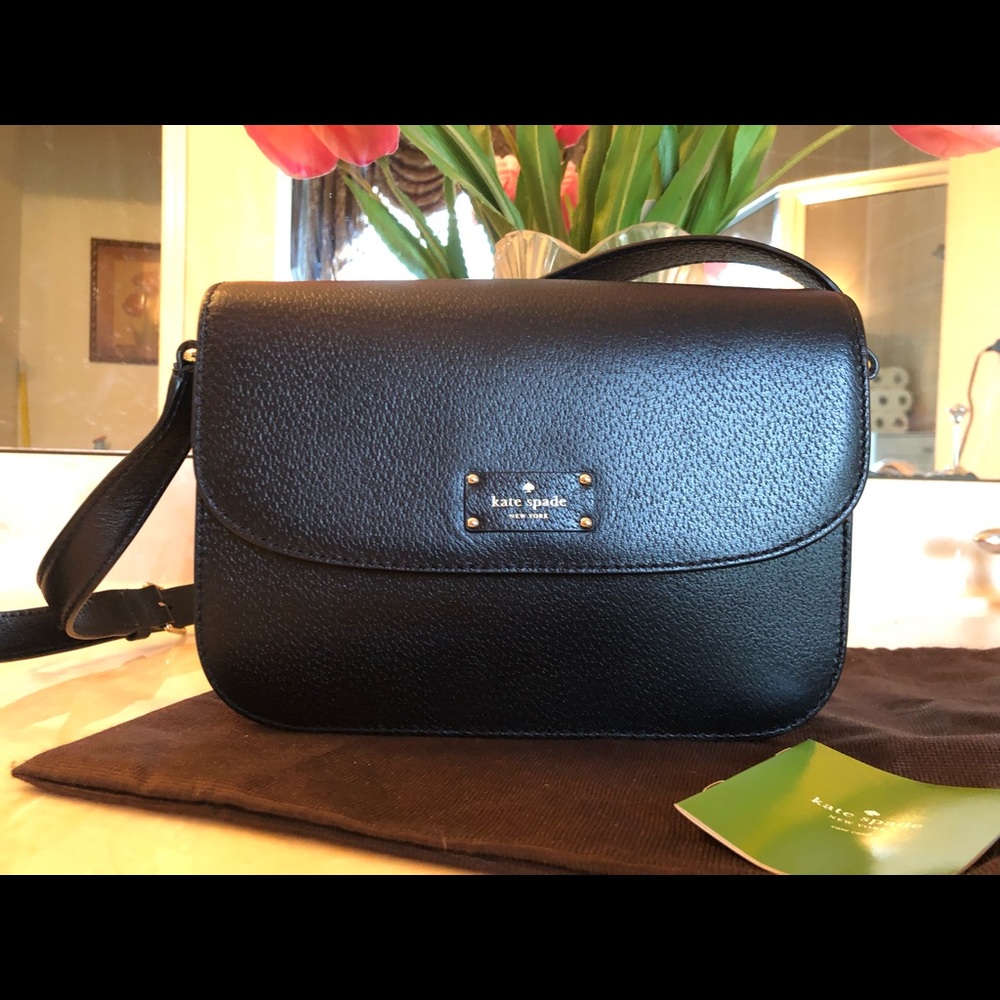 Kate Spade black leather shoulder/crossbody purse